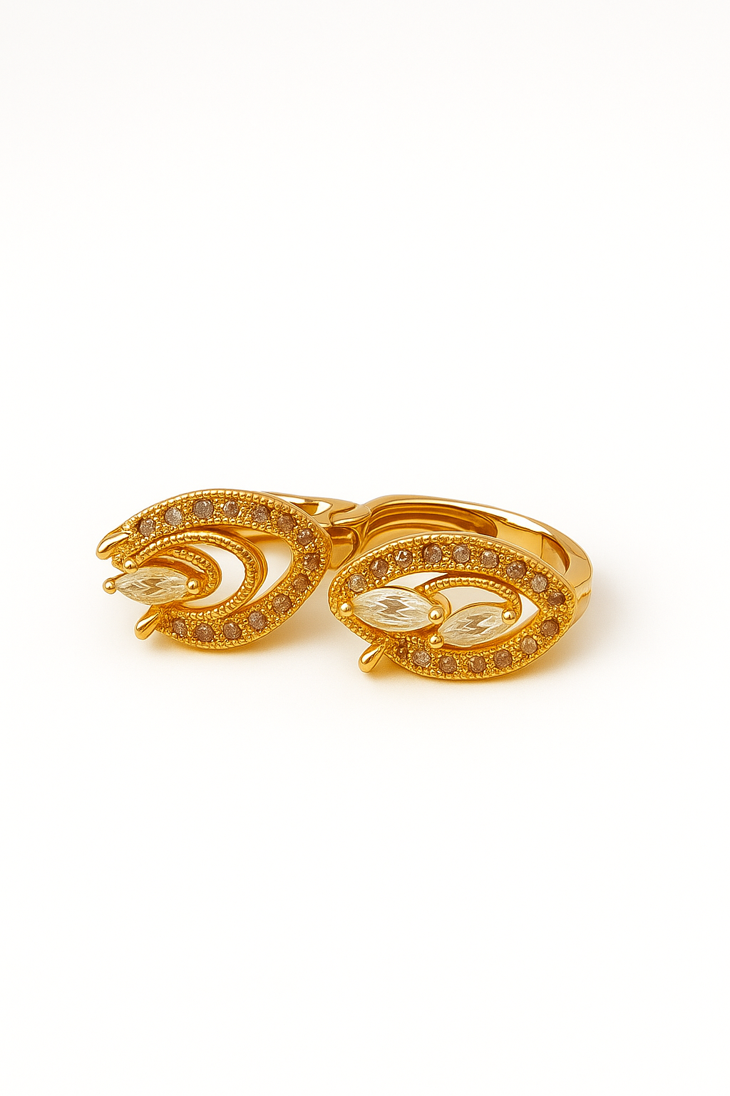 Aretes Dorados, Brillantes y Elegantes